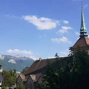 Zoulysse Iii , Annecy France